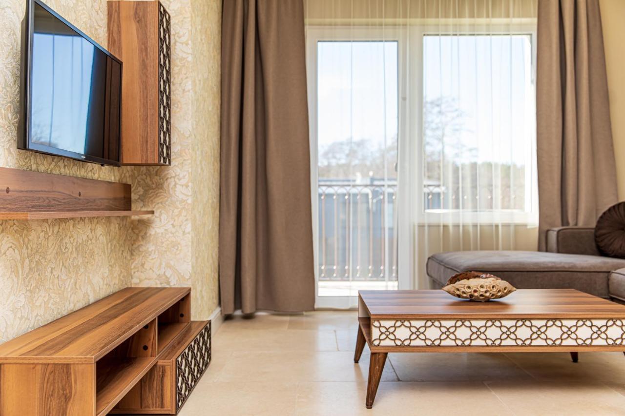 Sakura_Inn Паланга Екстериор снимка