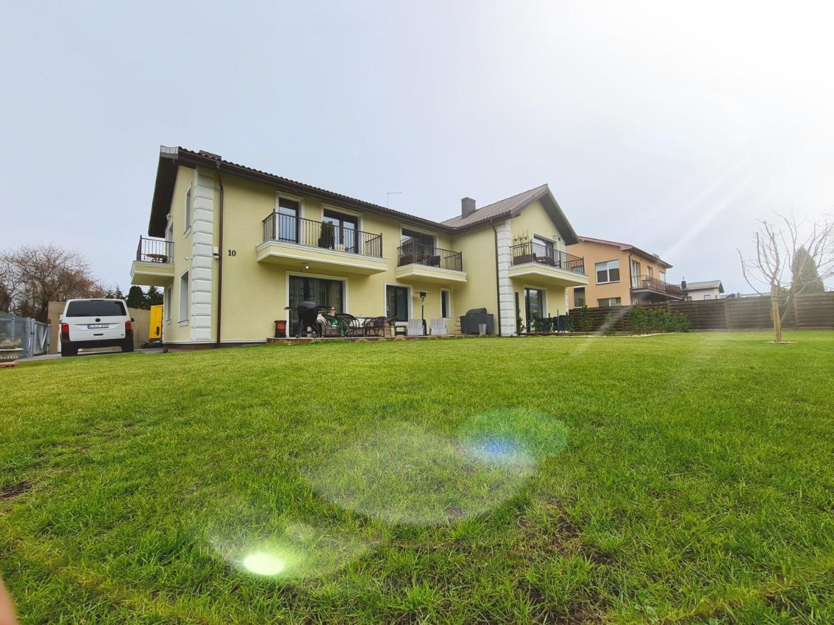 Sakura_Inn Паланга Екстериор снимка